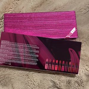 Brand New Mac lipstick set of 10 different lipstick colors!